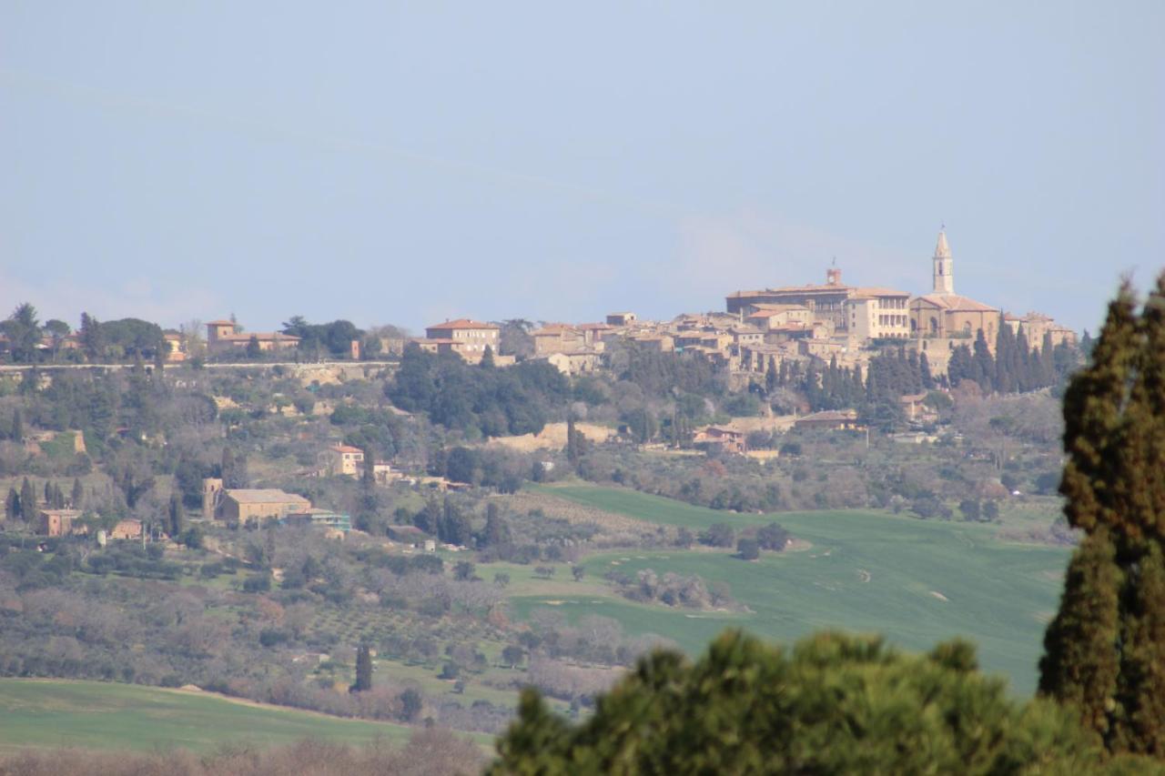 Casanova - Panoramic Rooms And Suites San Quirico d'Orcia Bagian luar foto