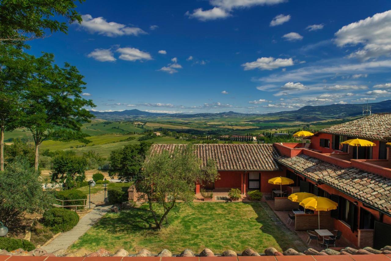 Casanova - Panoramic Rooms And Suites San Quirico d'Orcia Bagian luar foto