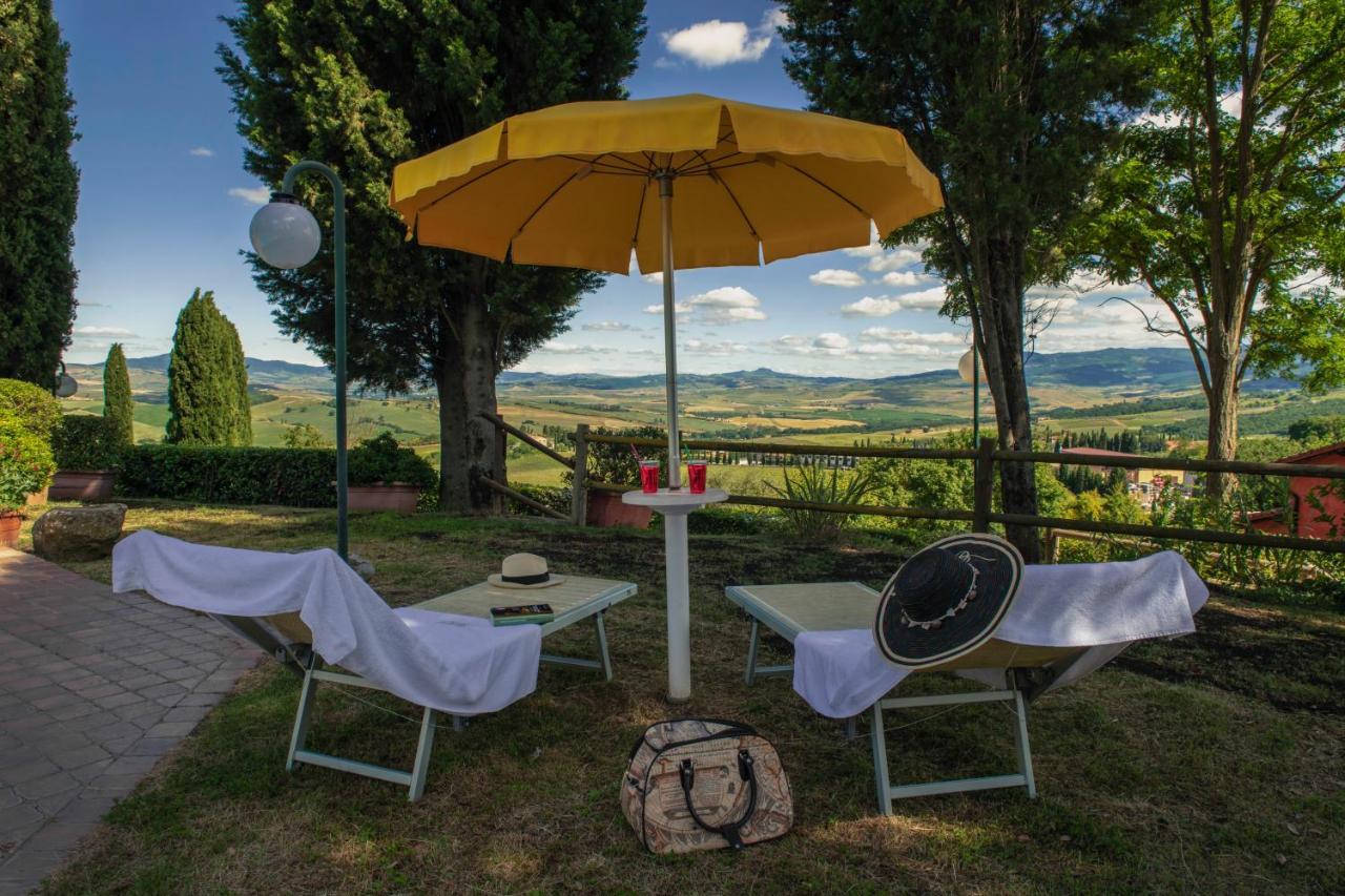 Casanova - Panoramic Rooms And Suites San Quirico d'Orcia Bagian luar foto